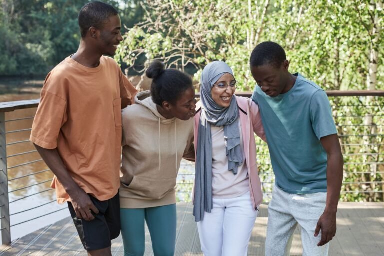 Conexão Humana: A Chave Inesperada para a Constância em sua Rotina de Bem-Estar