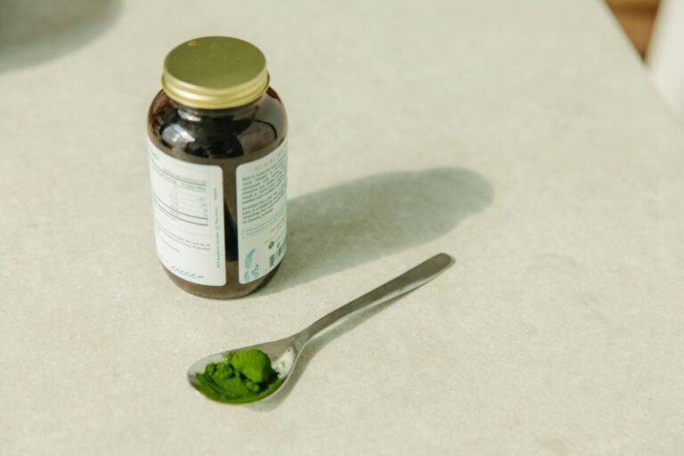 Chlorella: O Que a Ciência Revela Sobre a Superalga e Seu Potencial para a Saúde
